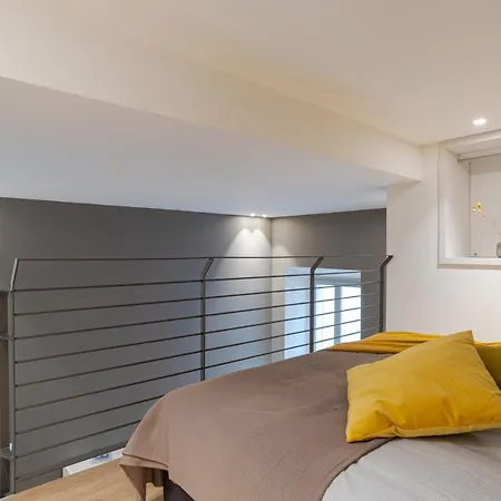 Grimoldi - By Myhomeincomo Apartamento *