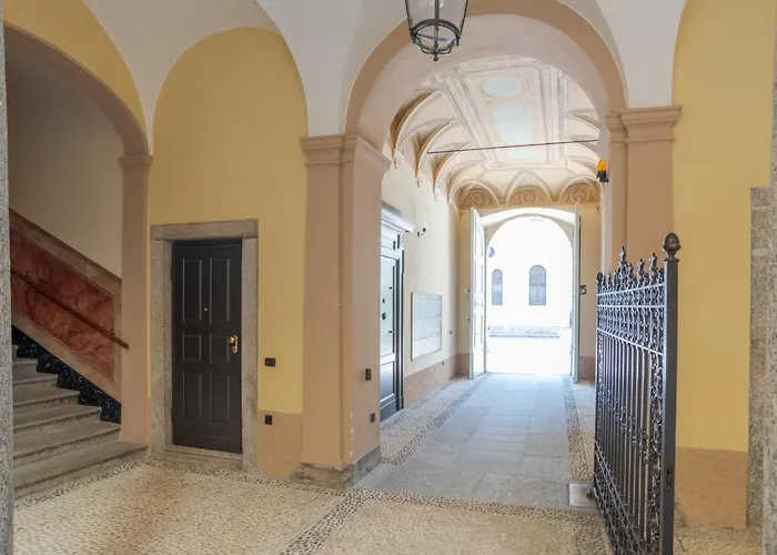 Grimoldi - By Myhomeincomo 코모