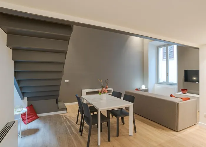 Grimoldi - By Myhomeincomo Apartman *